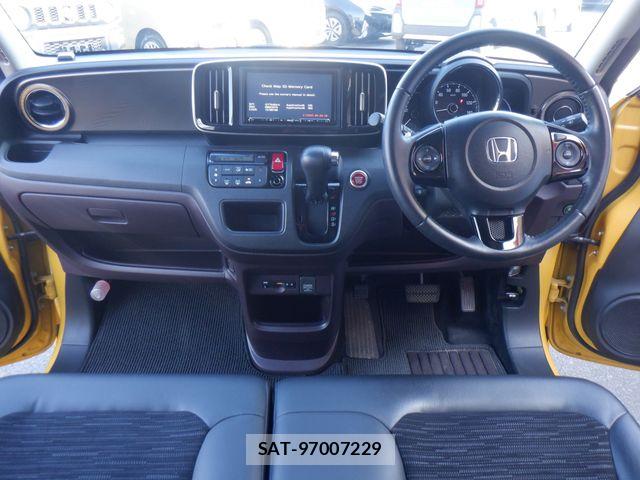 Honda N-ONE 2016-03 8209223-10