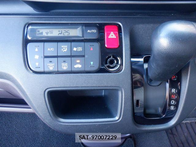 Honda N-ONE 2016-03 8209223-12