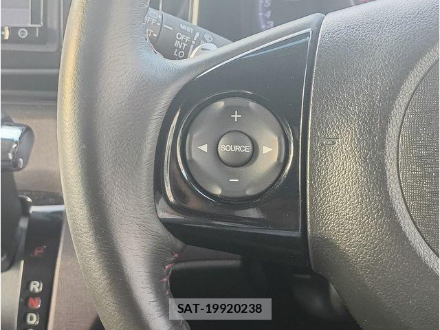 Honda N-ONE 2013-02 8209232-9