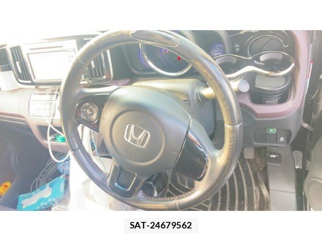 Honda N-ONE 2013-02 8231114-13