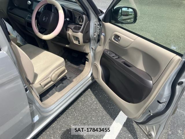 Honda N-ONE 2013-10 8231116-16