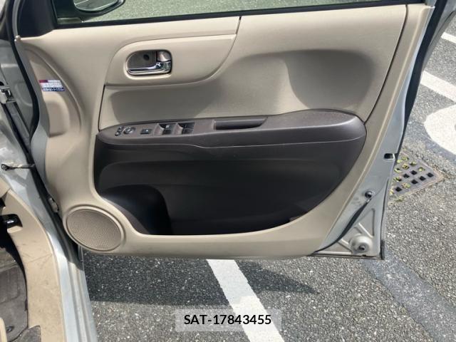 Honda N-ONE 2013-10 8231116-18