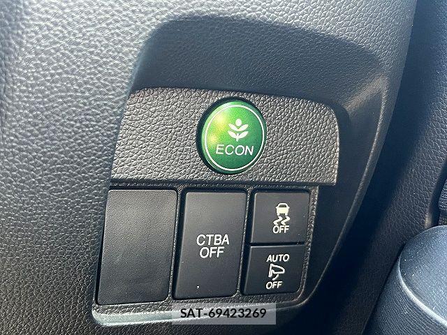 Honda N-ONE 2015-11 8316064-16