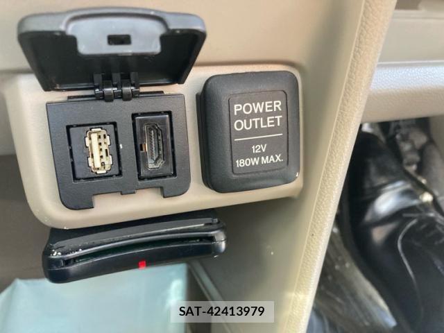 Honda N-ONE 2013-03 8337182-11