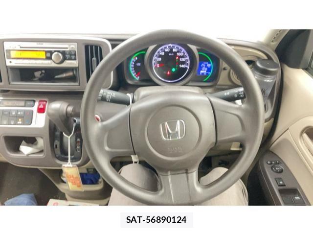 Honda N-ONE 2013-11 8438622-11