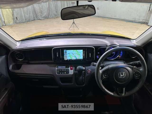 Honda N-ONE 2013-06 8458098-15