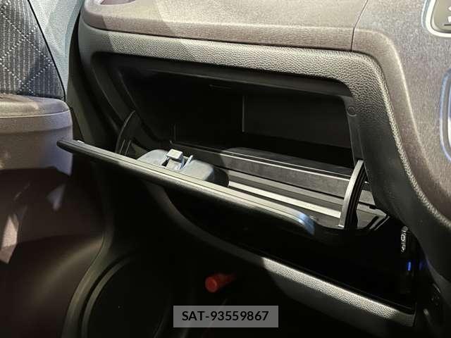Honda N-ONE 2013-06 8458098-23