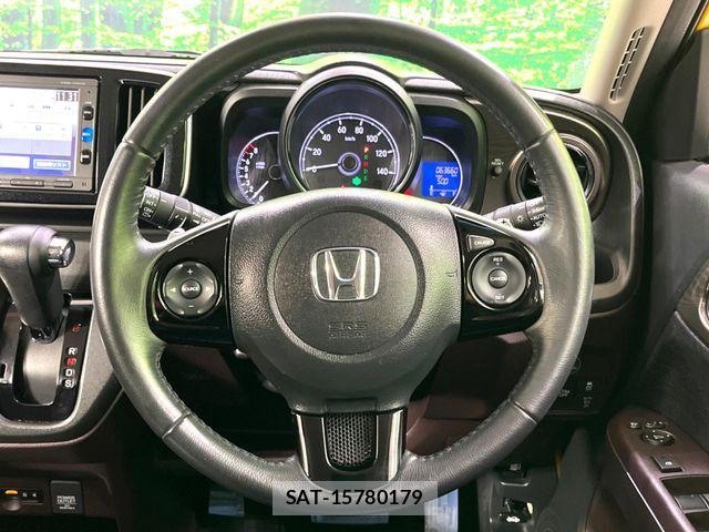 Honda N-ONE 2016-08 8744831-11