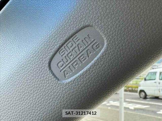 Honda N-ONE 2013-12 8781439-6