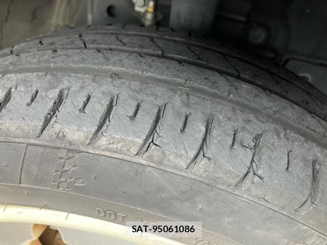 Honda N-ONE 2013-10 8850193-11