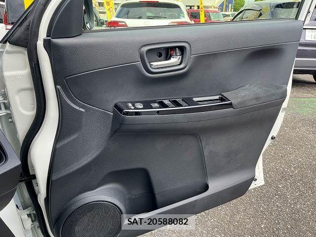 Honda N-ONE 2026-06 8881247-12