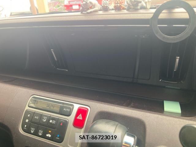 Honda N-ONE 2013-03 8884079-18