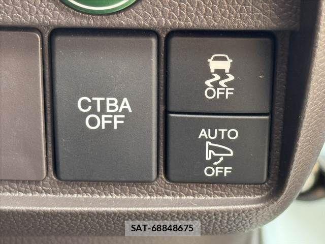 Honda N-ONE 2018-01 8884077-23