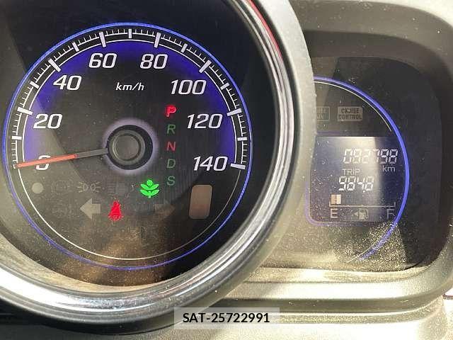 Honda N-ONE 2015-04 8884078-5