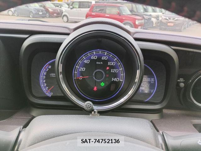 Honda N-ONE 2014-04 6683942-25