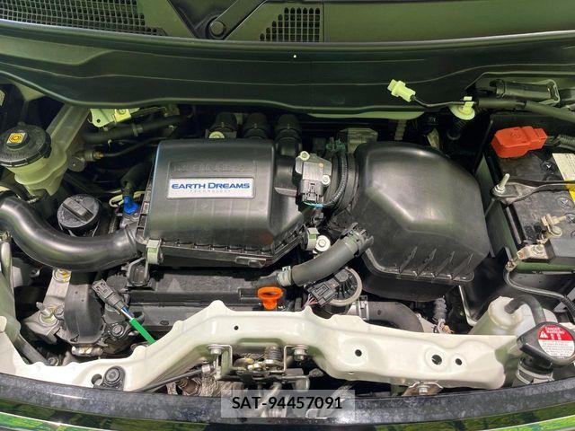 Honda N-ONE 2017-06 6910472-17