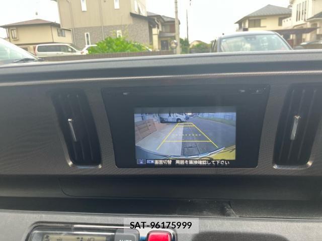 Honda N-ONE 2015-09 7456422-24