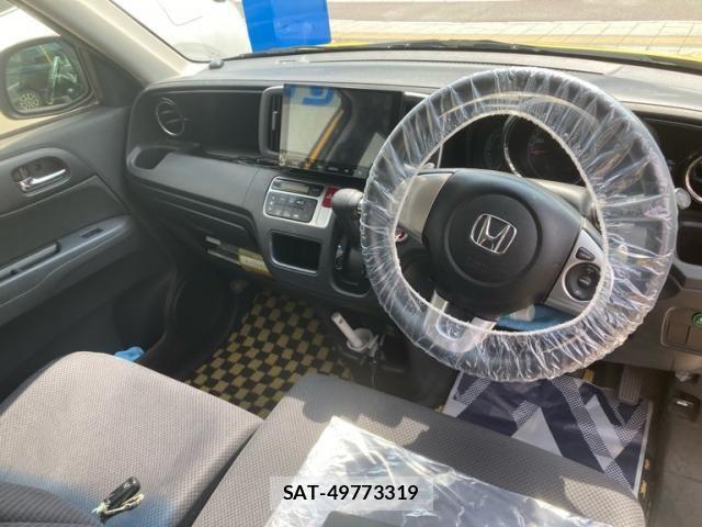 Honda N-ONE 2014-04 8337186-14