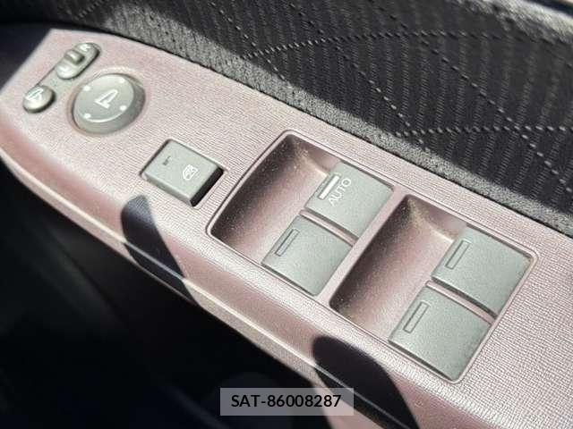Honda N-ONE 2013-07 8660735-8