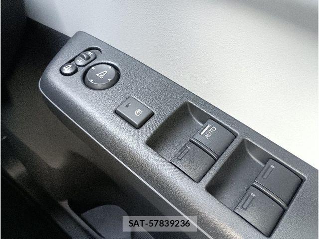 Honda N-ONE 2025-10 6682787-22