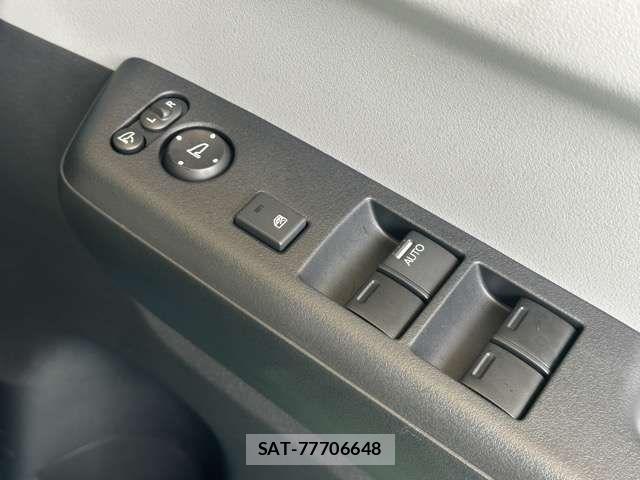 Honda N-ONE 2025-09 7456423-13