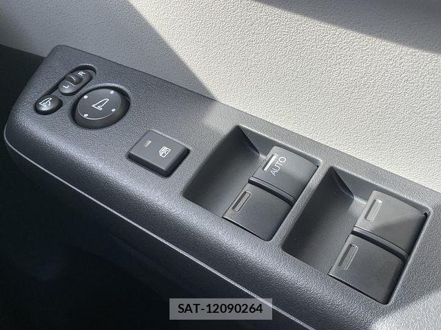 Honda N-ONE 2025-09 7562576-15
