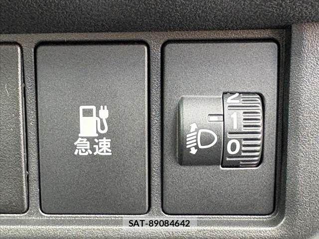 Honda N-ONE 2025-09 8037304-4