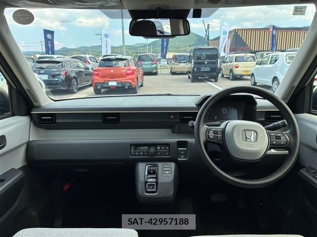 Honda N-ONE 2025-10 8526334-13