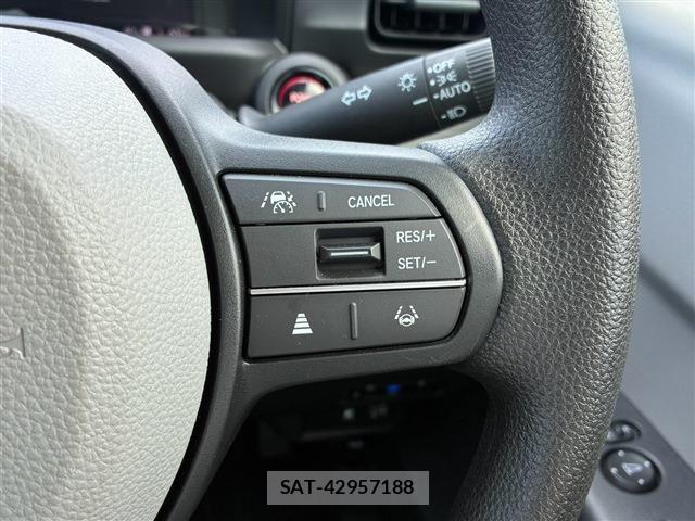 Honda N-ONE 2025-10 8526334-20