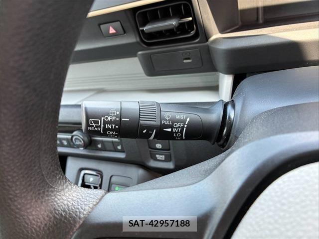 Honda N-ONE 2025-10 8526334-21
