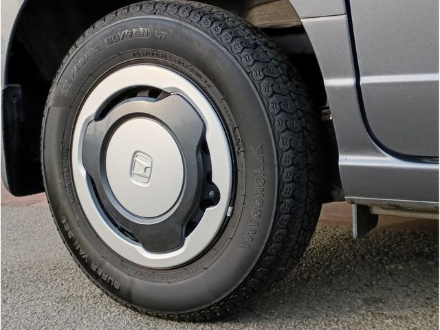 Honda N-VAN 2018-12 2319906-8