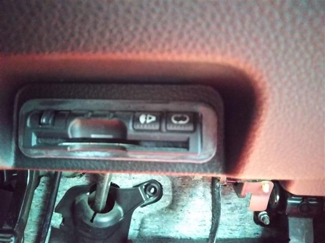 Honda N-VAN 2019-05 2447818-11