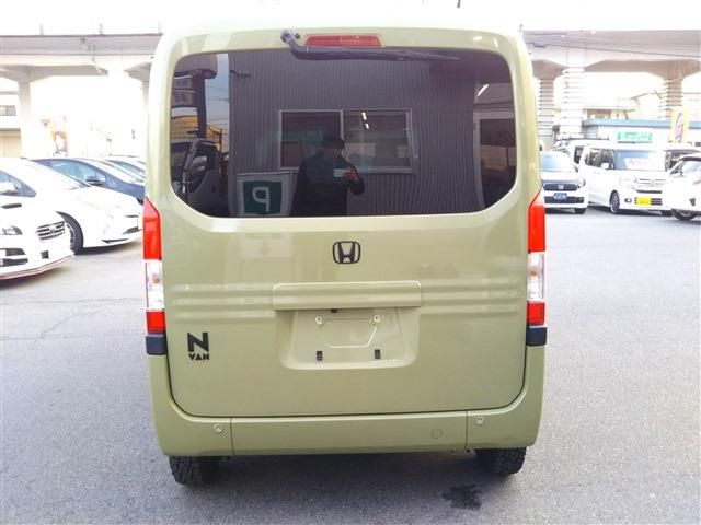 Honda N-VAN 2019-05 2447818-4