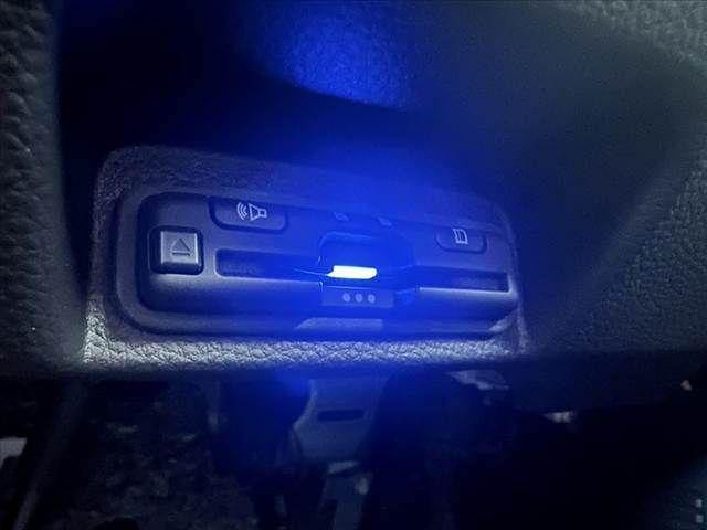Honda N-VAN 2022-02 2673015-6