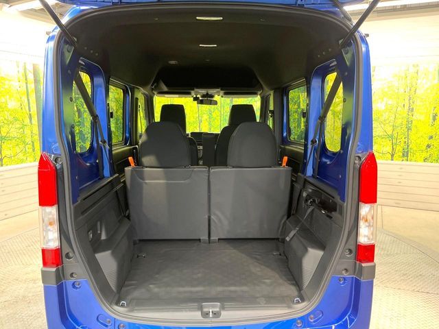 Honda N-VAN 2023-02 4328720-9