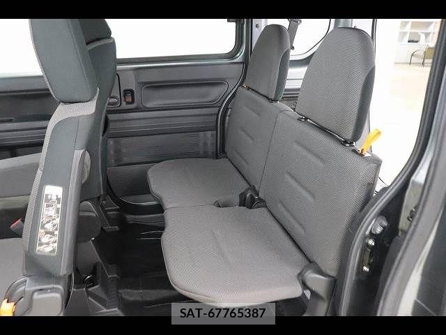 Honda N-VAN 2018-08 5874807-12