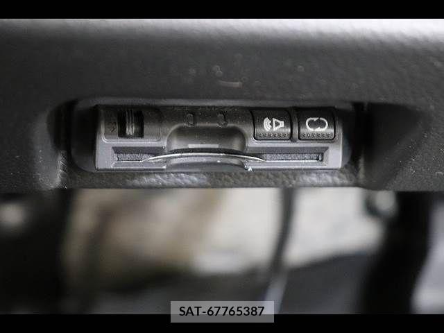 Honda N-VAN 2018-08 5874807-6