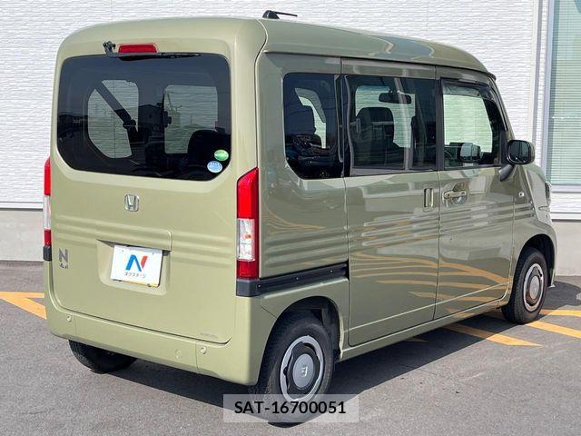 Honda N-VAN 2018-09 6015451-16