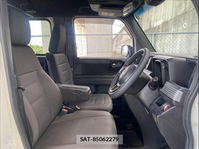 Honda N-VAN 2019-03 6677398-20