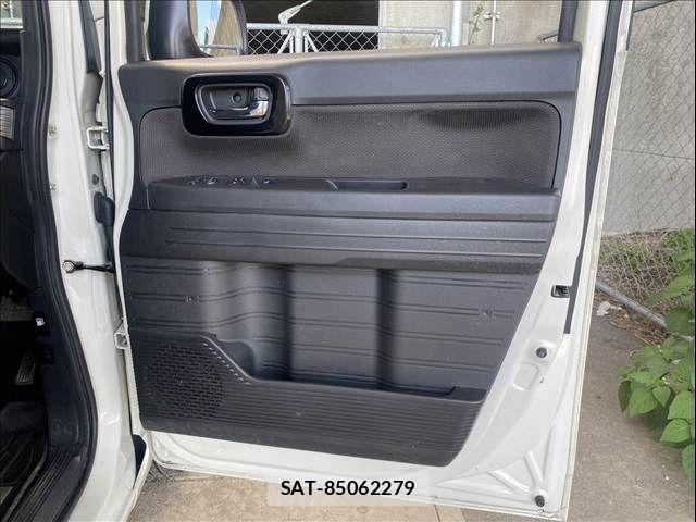 Honda N-VAN 2019-03 6677398-29