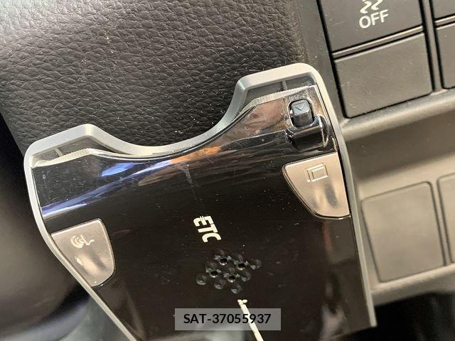Honda N-VAN 2019-03 6677397-8