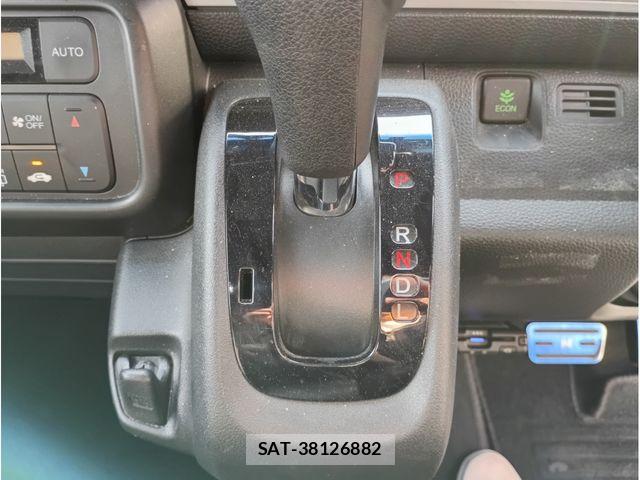 Honda N-VAN 2019-11 6752783-16