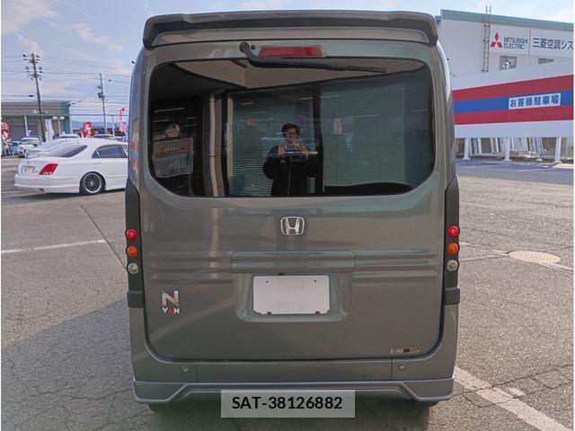 Honda N-VAN 2019-11 6752783-5