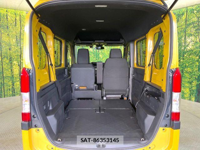 Honda N-VAN 2022-03 6752780-9