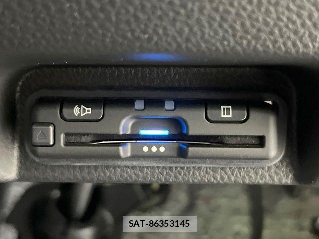 Honda N-VAN 2022-03 6752780-5