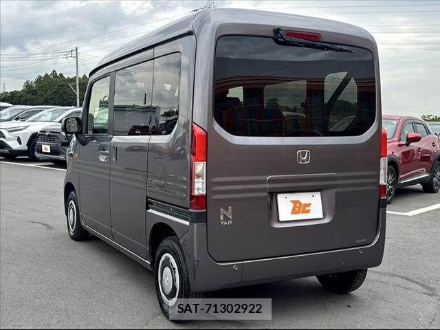 Honda N-VAN 2021-06 6752781-12