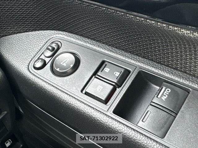 Honda N-VAN 2021-06 6752781-22
