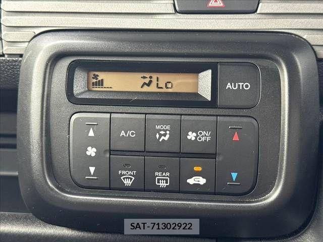 Honda N-VAN 2021-06 6752781-3
