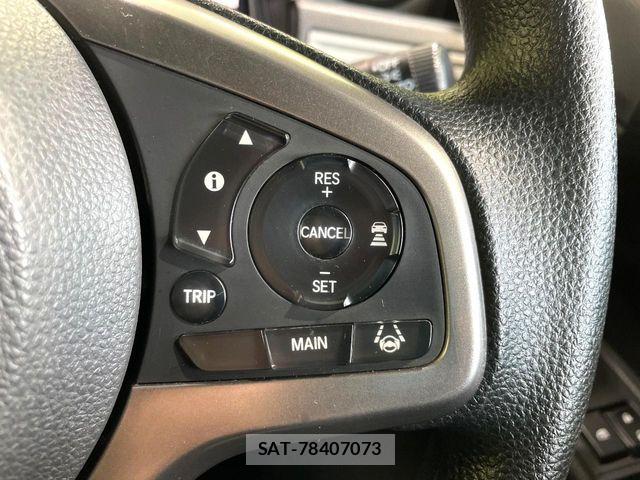 Honda N-VAN 2022-04 6752782-4