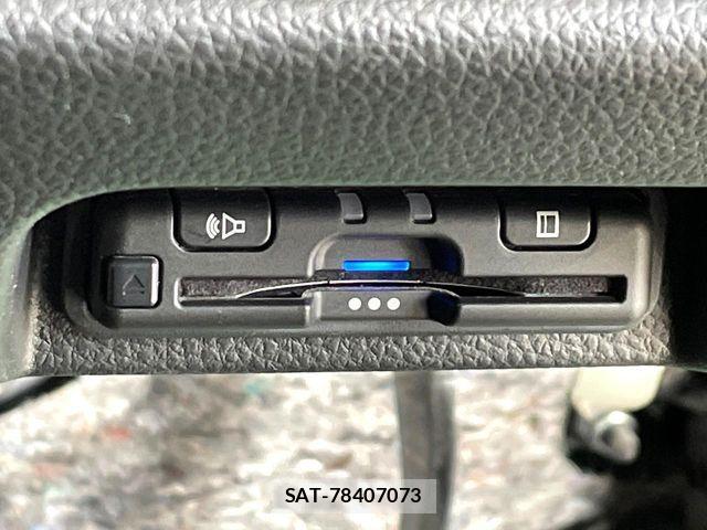 Honda N-VAN 2022-04 6752782-6